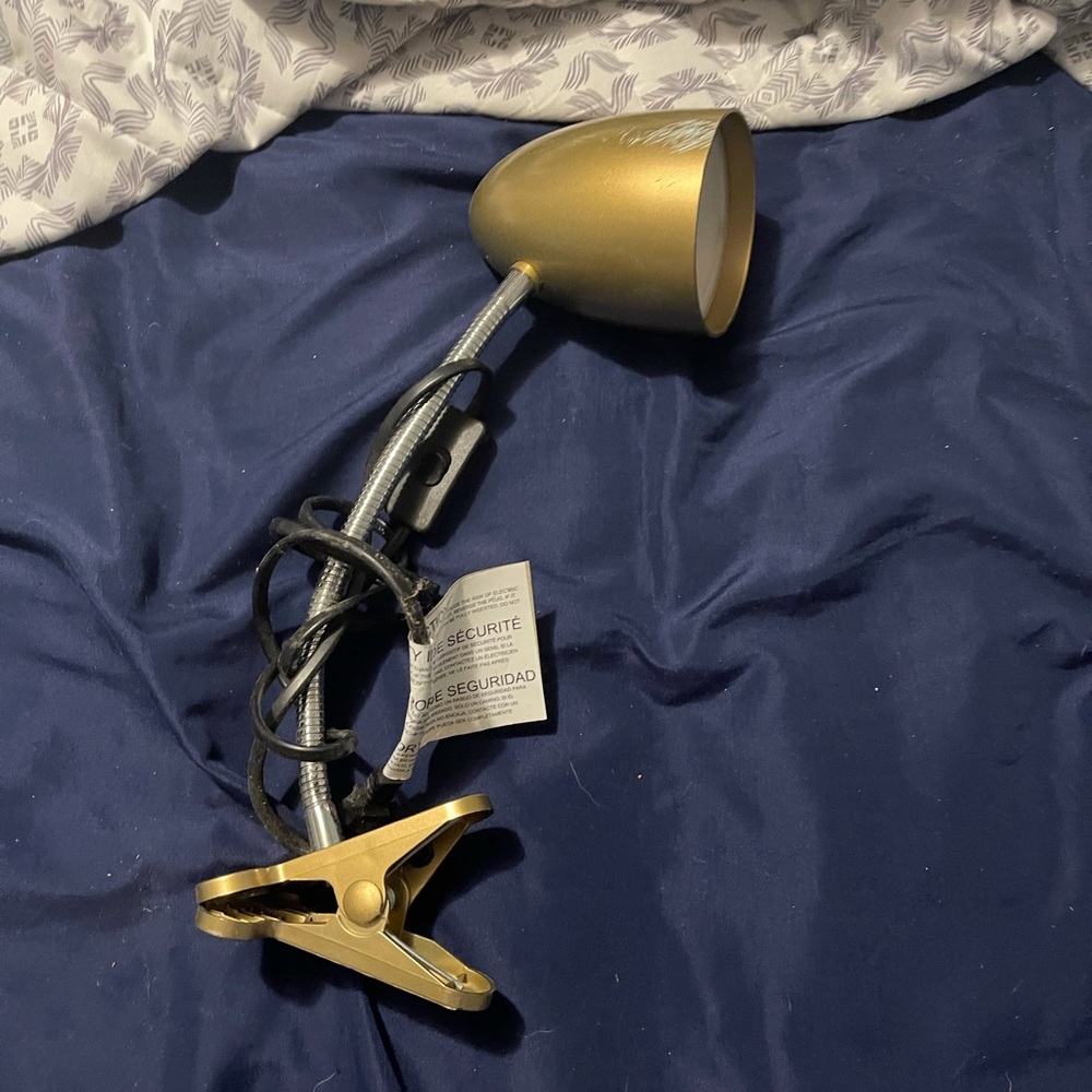 Clip on lamp